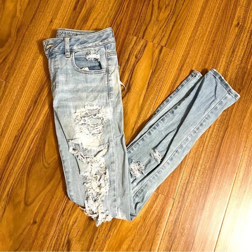 American Eagle Light Wash Bleached Denim Jeans